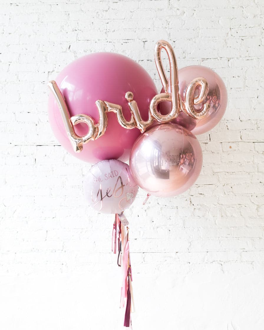 GIFT-Berry Blush – BRIDE Giant Bouquet | Rental