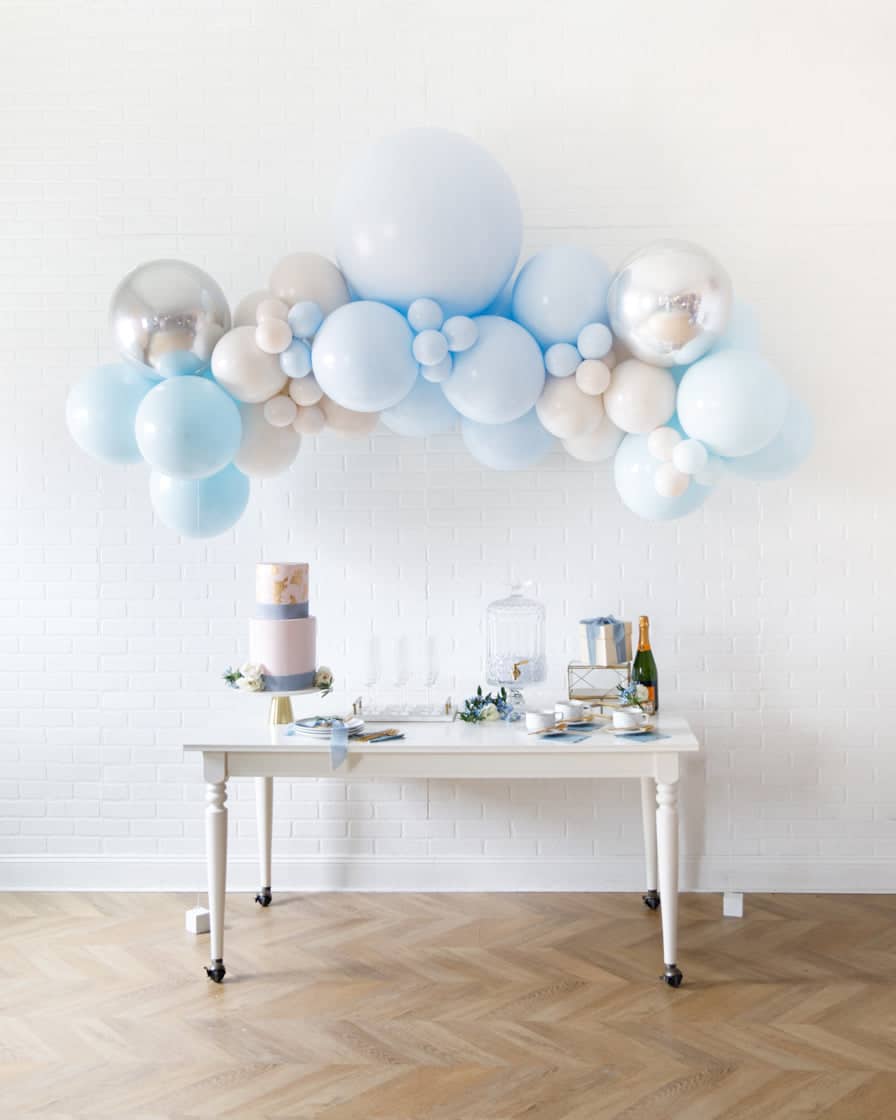 Château – Floating Balloon Arch – 5ft | Rental