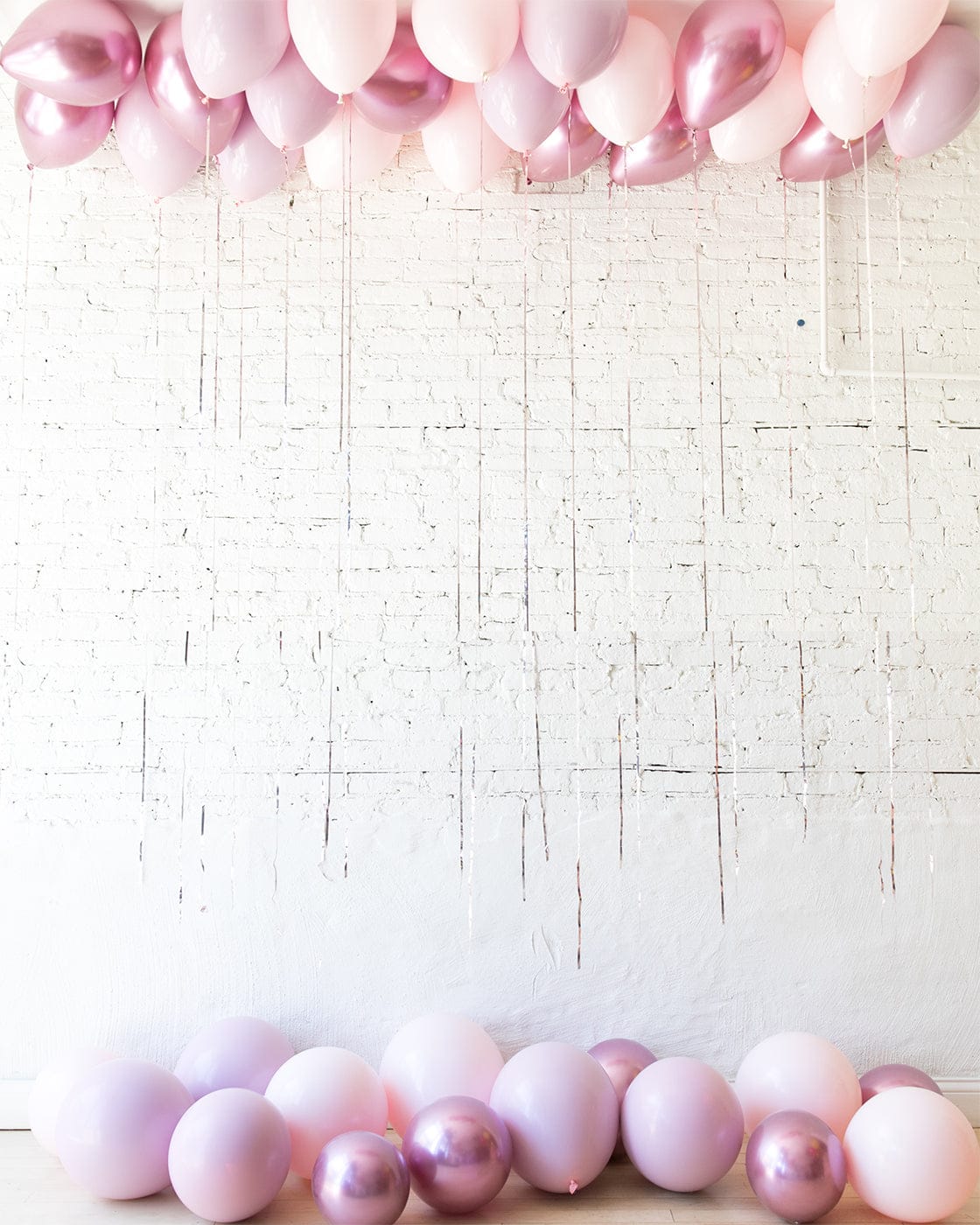 Modern Mauve – Ceiling and Floor Balloon Set | Rental