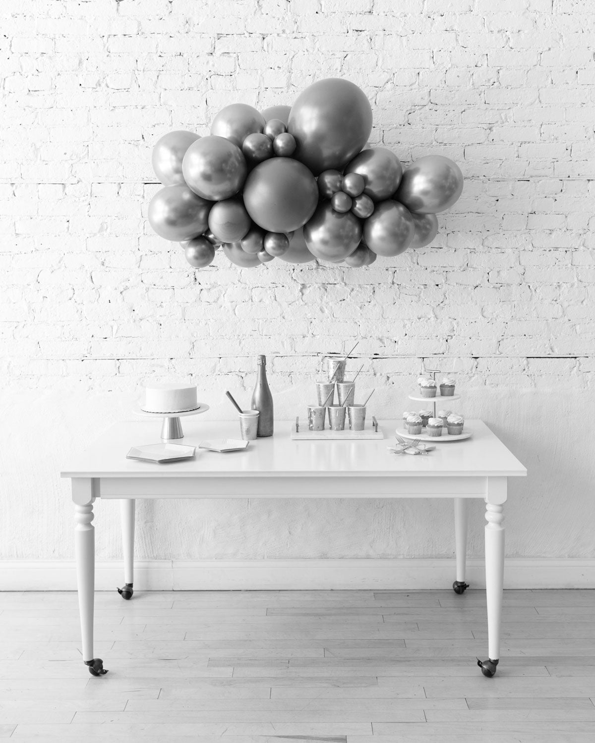 Graduation – Customizable Balloon Garland Install Piece – 3ft | Rental Graduation – Customizable Balloon Garland Install Piece – 3ft | Rental