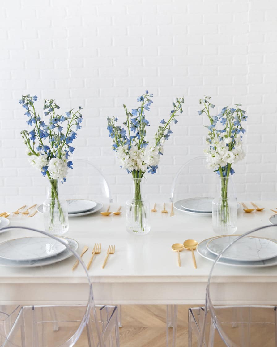 Blue & White – Floral Arrangements – Sweet Marie (set of 3) | Purchase Blue & White – Floral Arrangements – Sweet Marie (set of 3) | Purchase