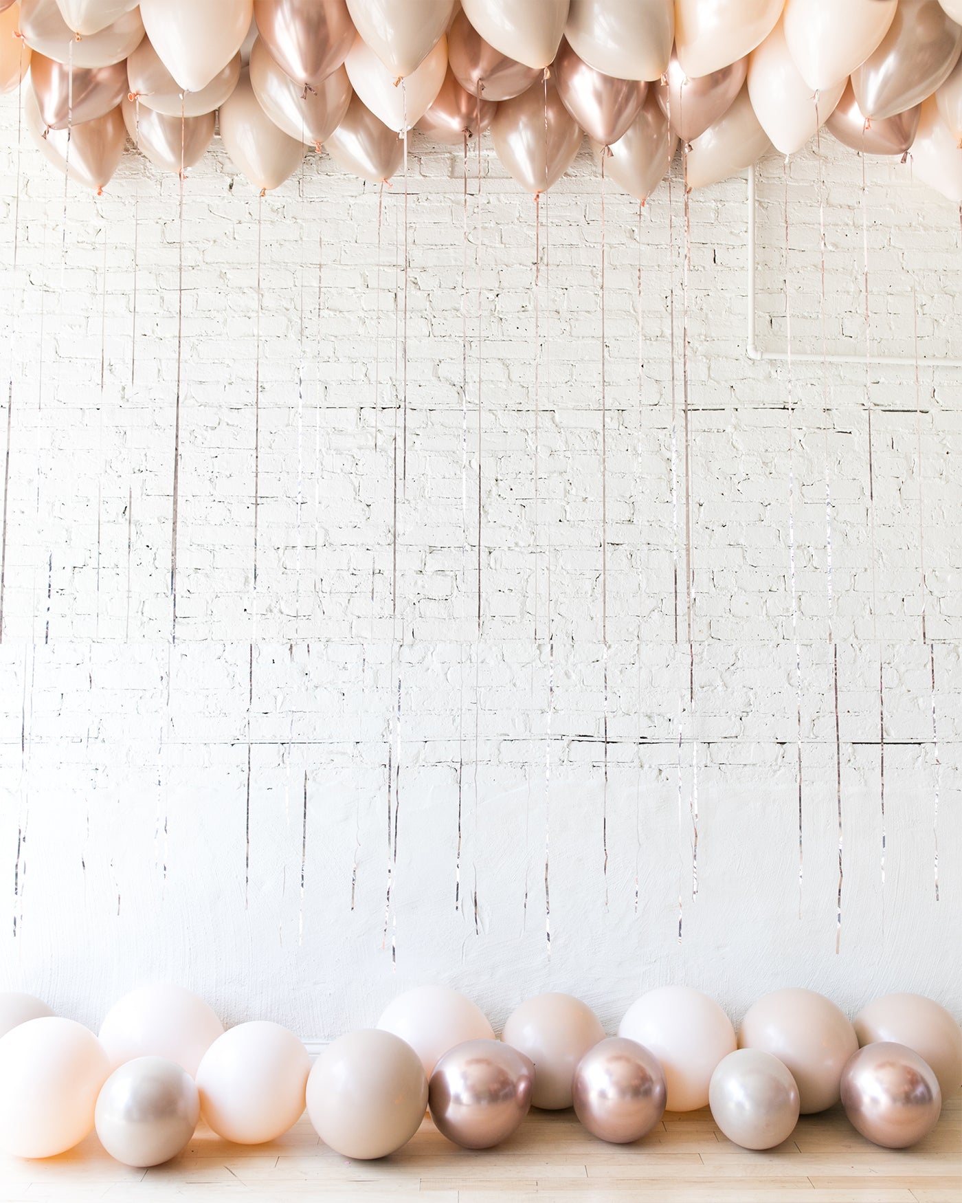 Glam Tan – Ceiling & Floor Balloon Set | Rental Glam Tan – Ceiling & Floor Balloon Set | Rental