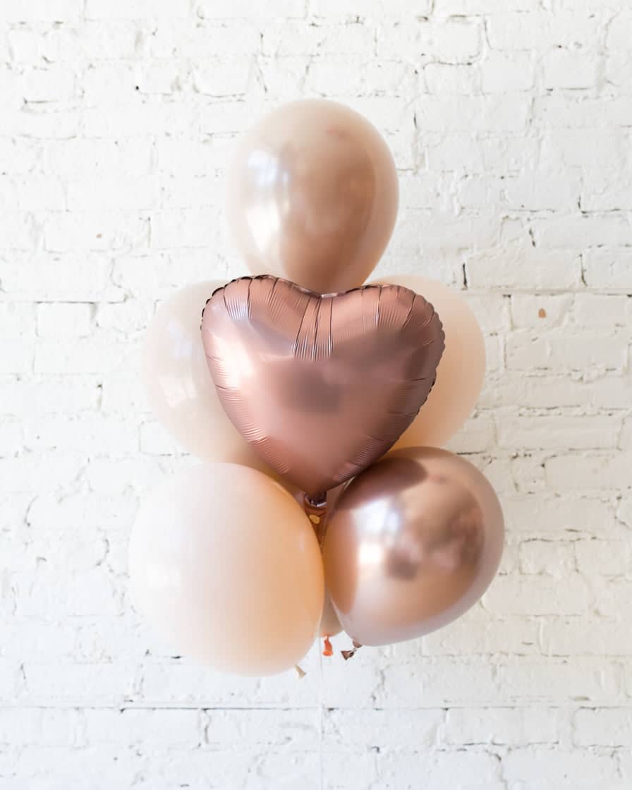 GIFT-Glam Tan – Heart Foil and 11in Balloon Bouquet | Rental