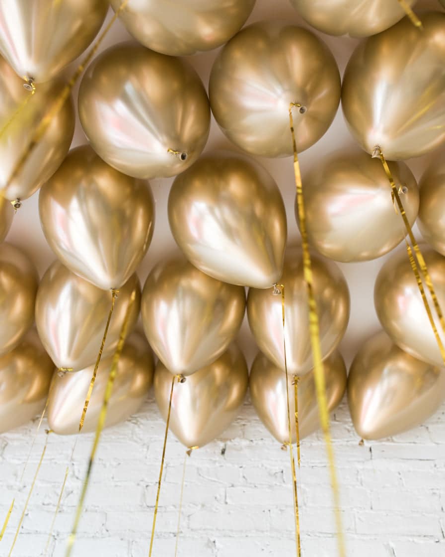 Golden – 11in Ceiling Balloons – set of 25 | Rental Golden – 11in Ceiling Balloons – set of 25 | Rental