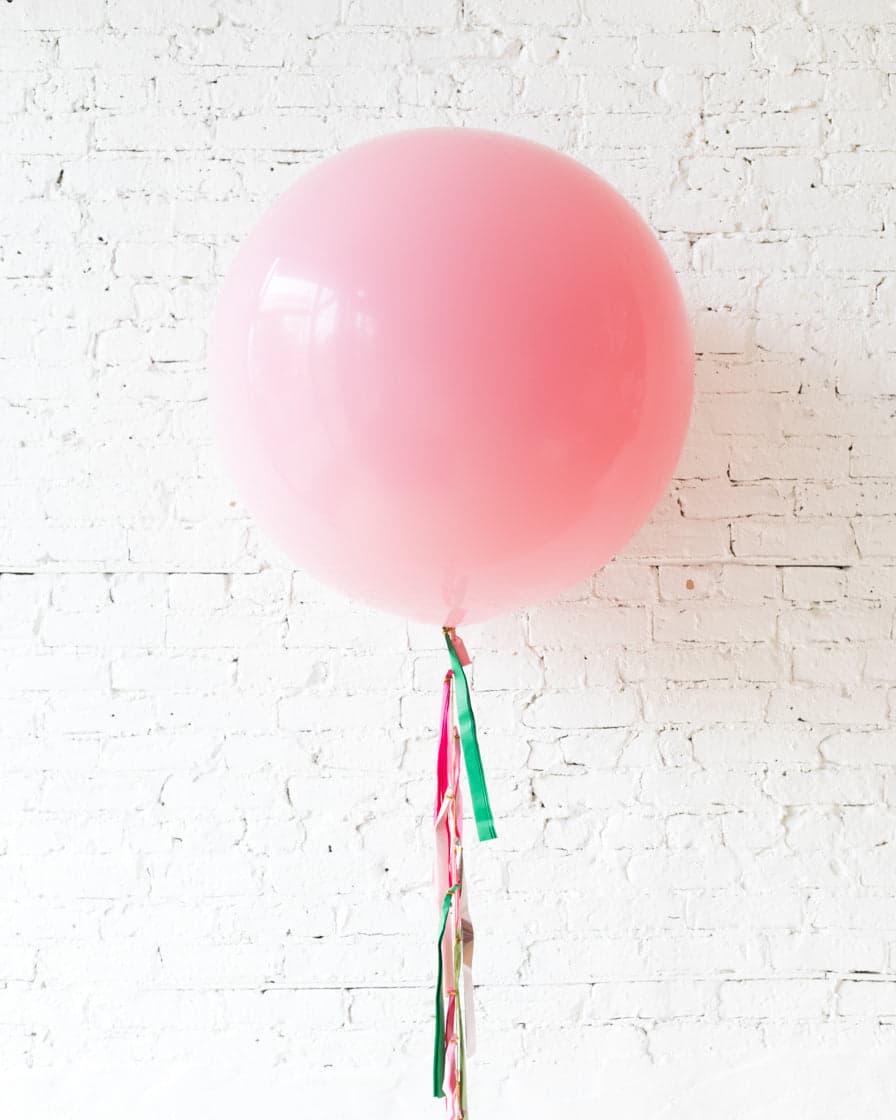 Flamingo Fling – Giant Balloon with Tassel | Rental Flamingo Fling – Giant Balloon with Tassel | Rental
