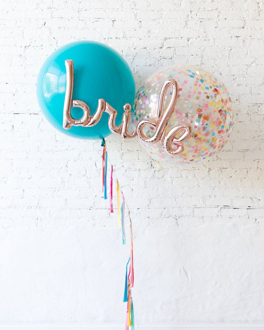 GIFT-Tropical Time – BRIDE Giant Bouquet | Rental