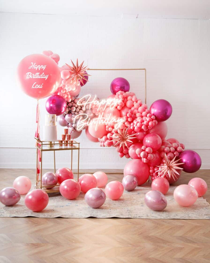 Life In Plastic – The Bright Idea Set | Rental Life In Plastic – The Bright Idea Set | Rental